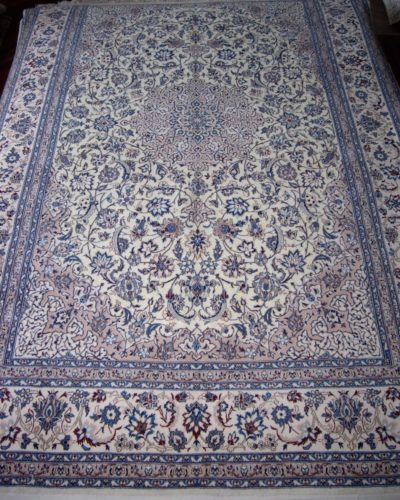 Persian 9L Nain Carpet