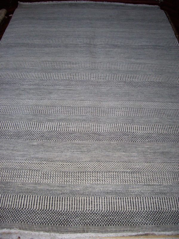 Indo/Nep modern carpet